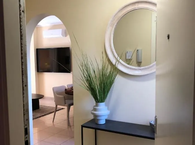 Jardines Del Mediterraneo * دينايا